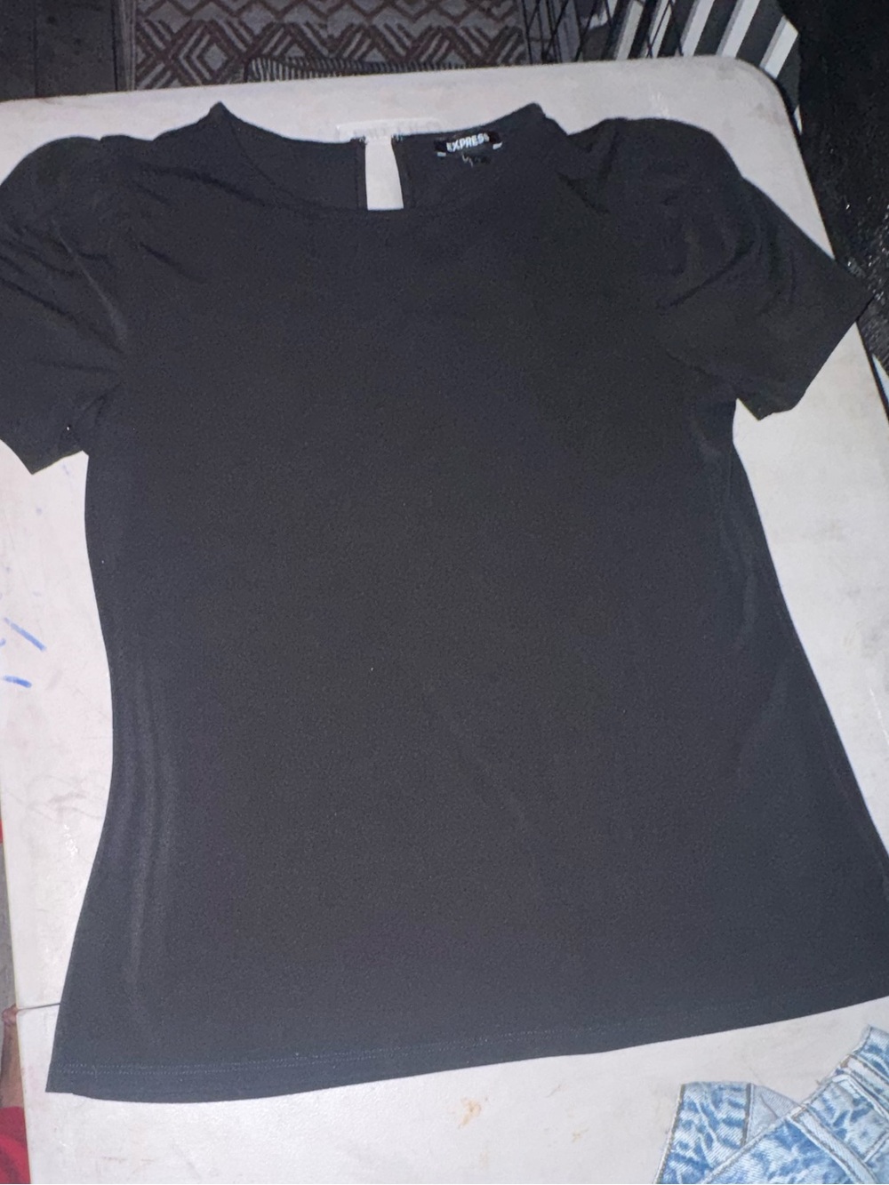 Express Black Womens L Puffy Sleeve V-Neck Knit Shirt